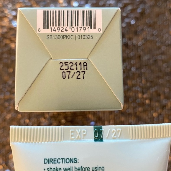 💚 JAN MARINI > MARINI SKINSOLUTIONS 💚 Tinted SPF 45 - Picture 7 of 8